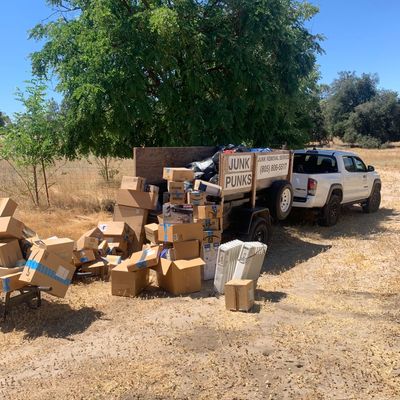  #House cleanout #Junkremovalservices #Estatecleanout #Movingcleanout #Declutteringservices
