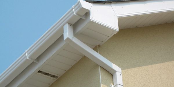 FASCIA & SOFFIT CLEANING 
FASCIA & SOFFIT  REPAIR
BOURNEMOUTH POOLE & CHRISTCHURC FASCIA REPLACEMENT