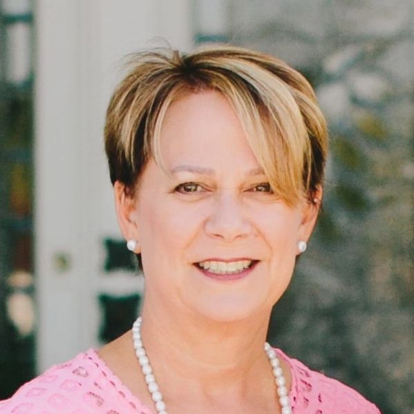 Diane Jenkin, LCSW, licensed therapist, social worker, and health coach in Merced County, CA.