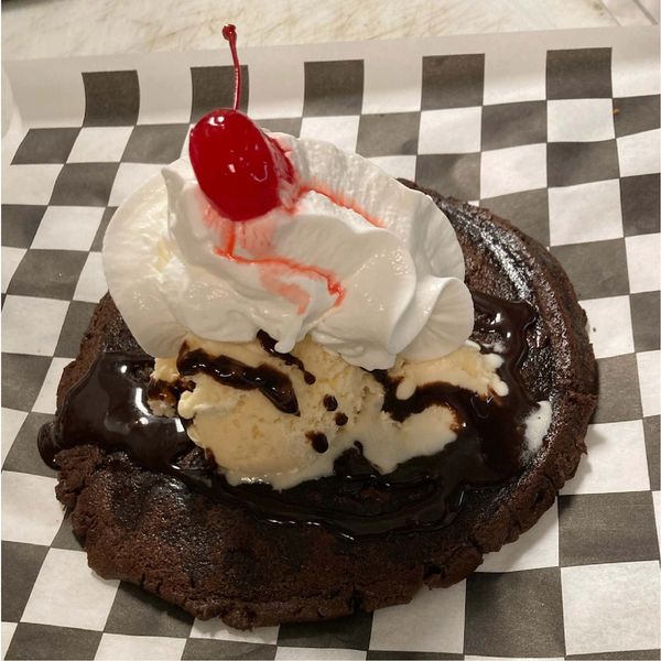 8 INCH BROWNIE