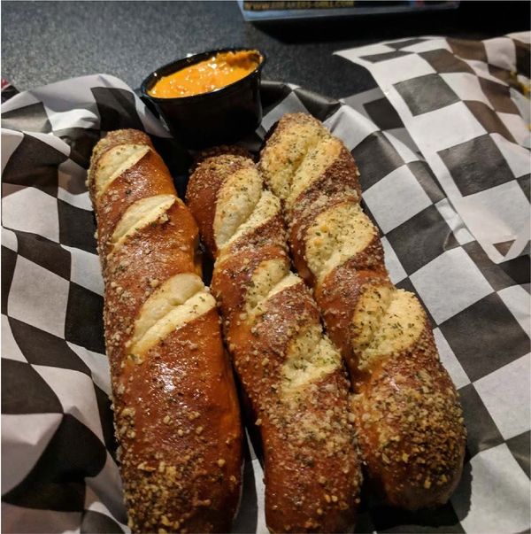 PRETZEL LOGS