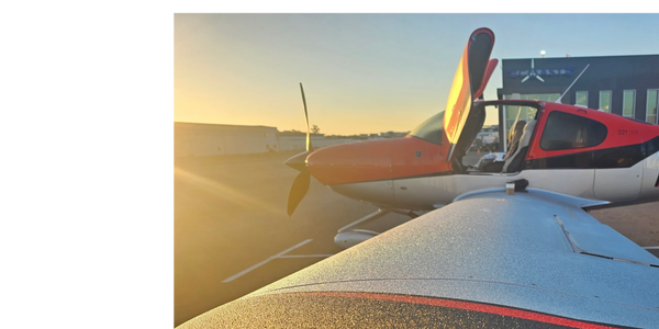 Cirrus SR22 G5