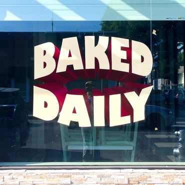 SIGN PAINTER
SIGN PAINTING
LOS ANGELES
hand painted
window painting
lodge bread
Beverly Hills
LA