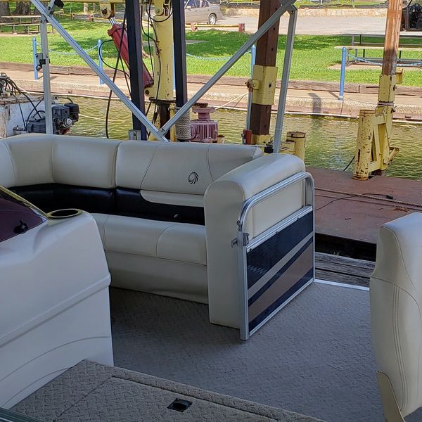 Boat & Cabin Rentals