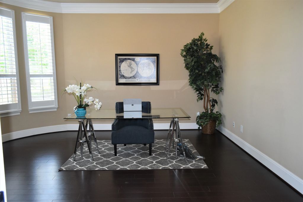 Cypress vacant staging and redesign.