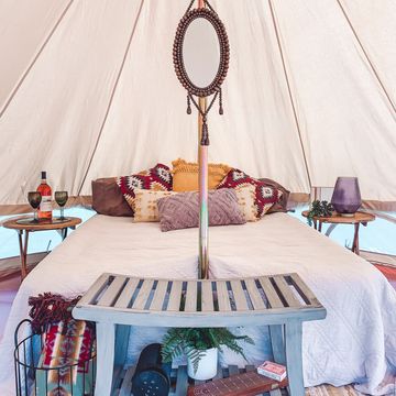 Experience your next date night in the comfort of your own backyard.
What's included: Bell tent 
