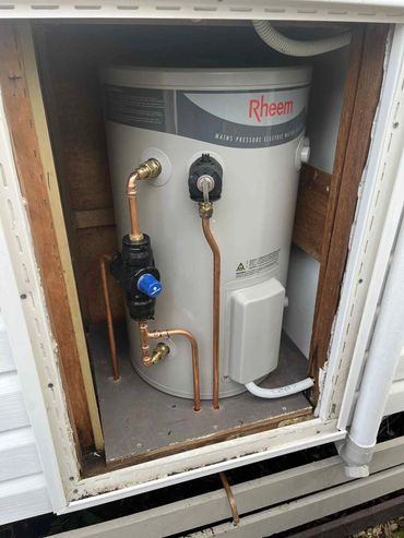 Small hot water replacement in Summerland Point.