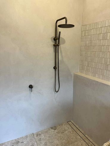 Shower rail and mixer install at Toukley.