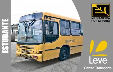 Ônibus amarelo para transporte estudantil em Medianeira.