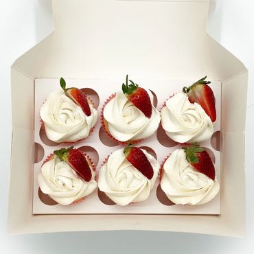 Classic Jam and Vanilla cupcakes