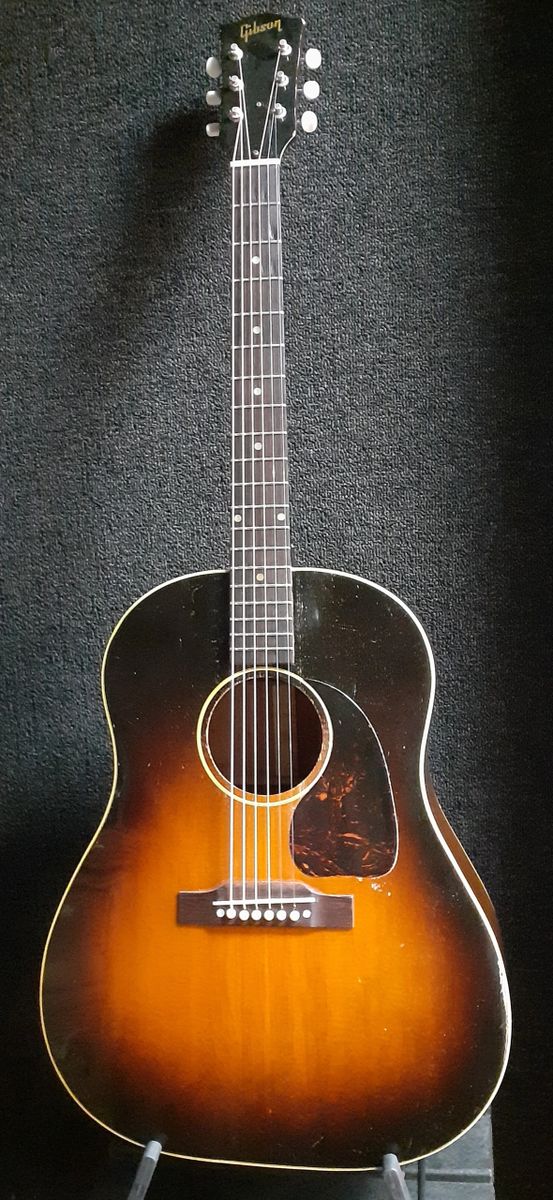 1950 Gibson J45