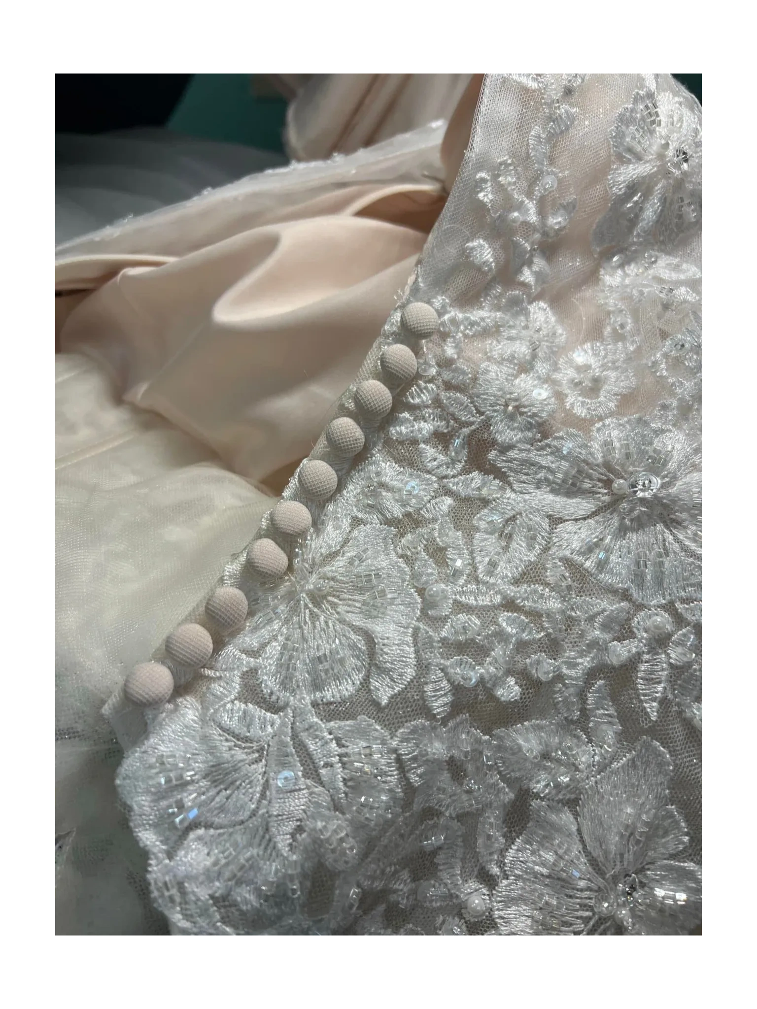 BRIDAL DRESS BUTTONS 