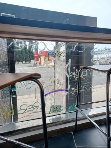 Acid Etched Graffiti , Scratched Glass and Window Repair and Removal.