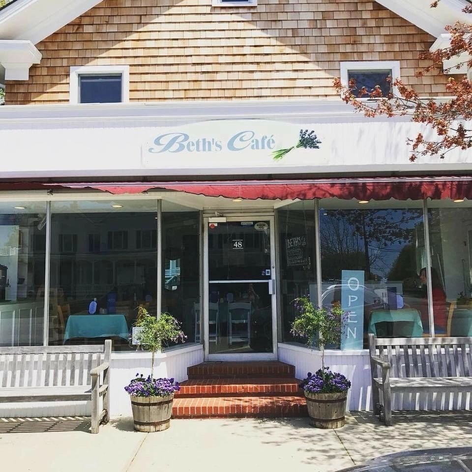 Breakfast Lunch in Quogue Beth's Cafe