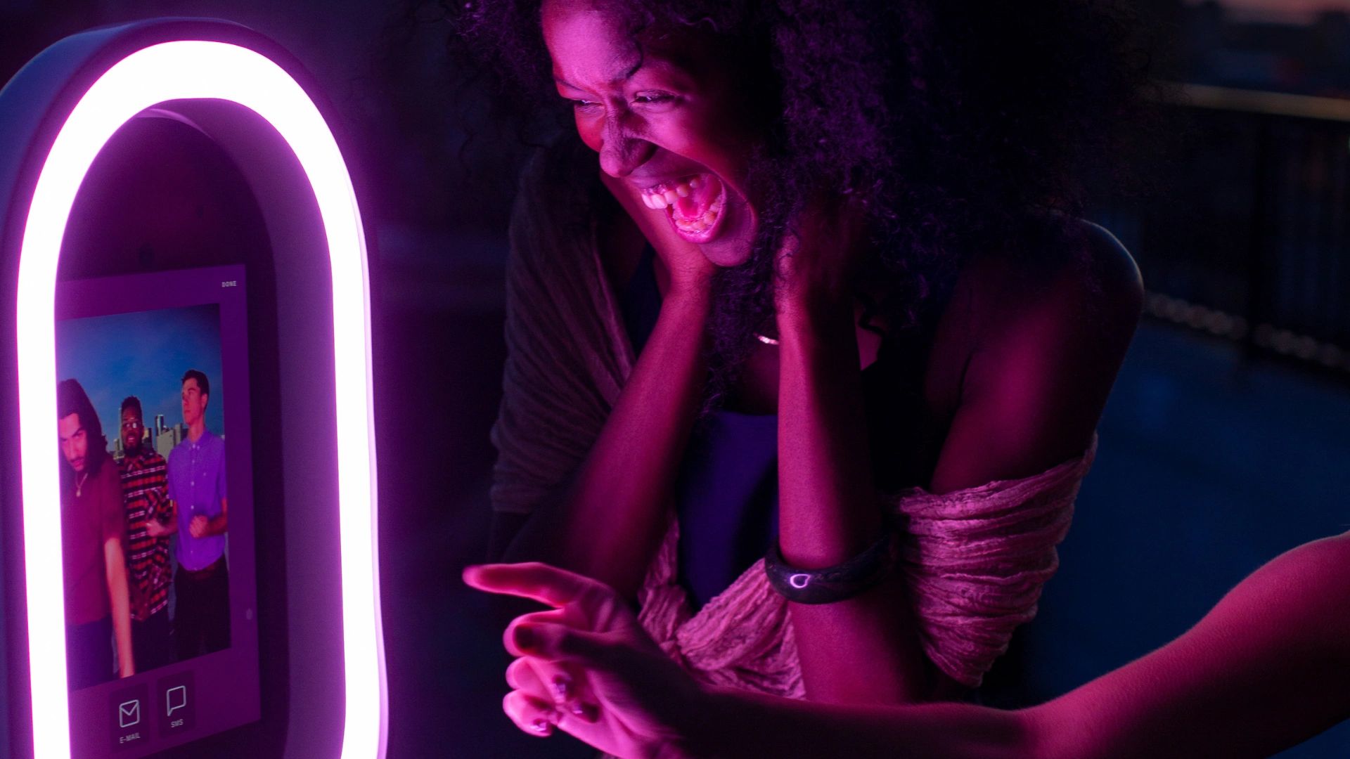 DJ & Photo Booth Services - Sleek Multimedia