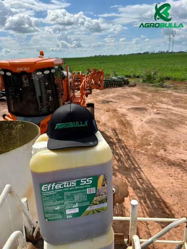 APLICAÇÃO DE EFFECTUS EM LAVOURA DE SOJA NO ESTADO DO MATO GROSSO.