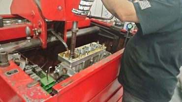 Cylinder honing machine