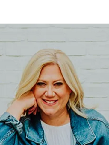 Renée Robertson 
