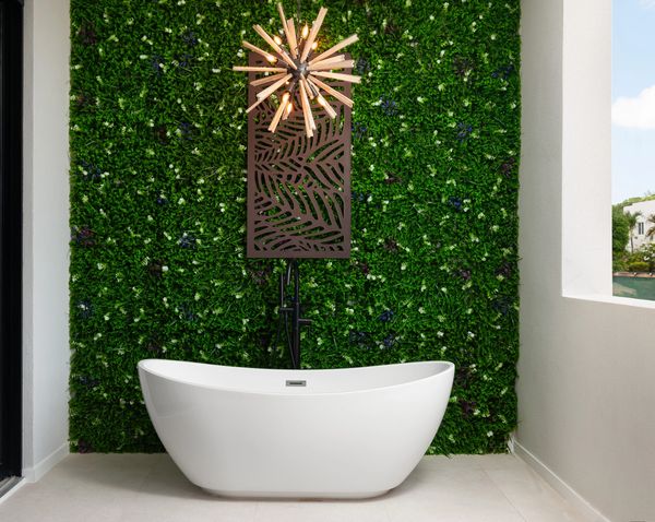 2nd Floor Master Patio Soaking Tub