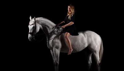 Holly and her OTTB gelding, Booksense 
(Unbridled's Song x Clever Bertie)          pc: Ramon Casares