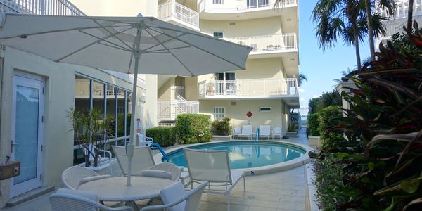 One Royal Palm, 100 Royal Palm Way, Palm Beach, luxury condos for sale Palm Beach, condos near Worth