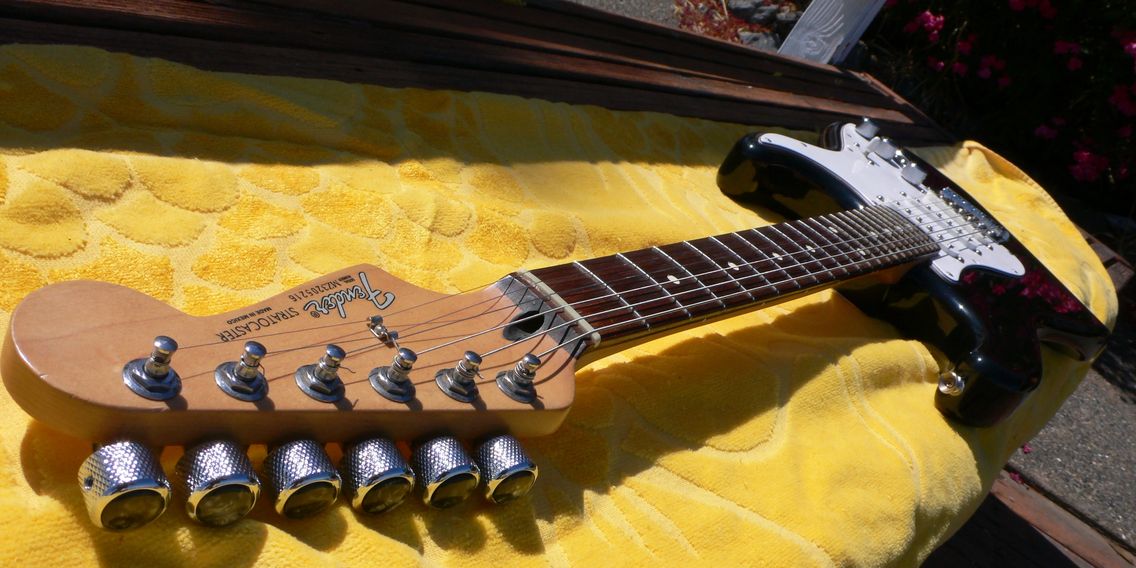 Guitars, Guitar Tuner, Guitars, Tuners