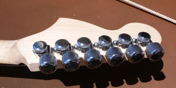 Guitar tuners