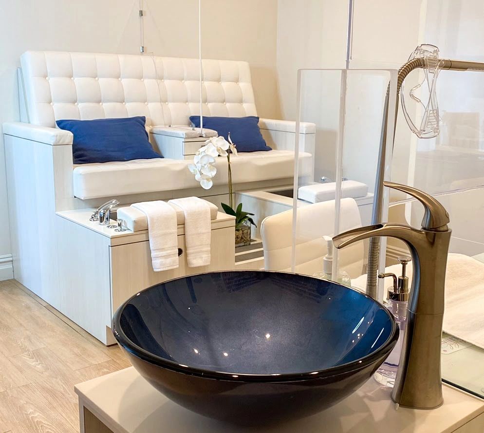 Prettynailsoldgreenwich Nails Salon, Manicure and Pedicure