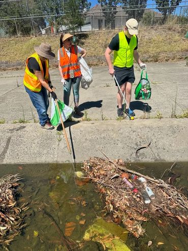 ECAT members collecting canal litter