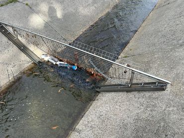 A litter trap developed by an ECAT member in the absence of an official one 