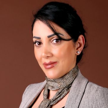 Dr. Mitra Madanchian
University Canada West 
Informed HR Event Vancouver