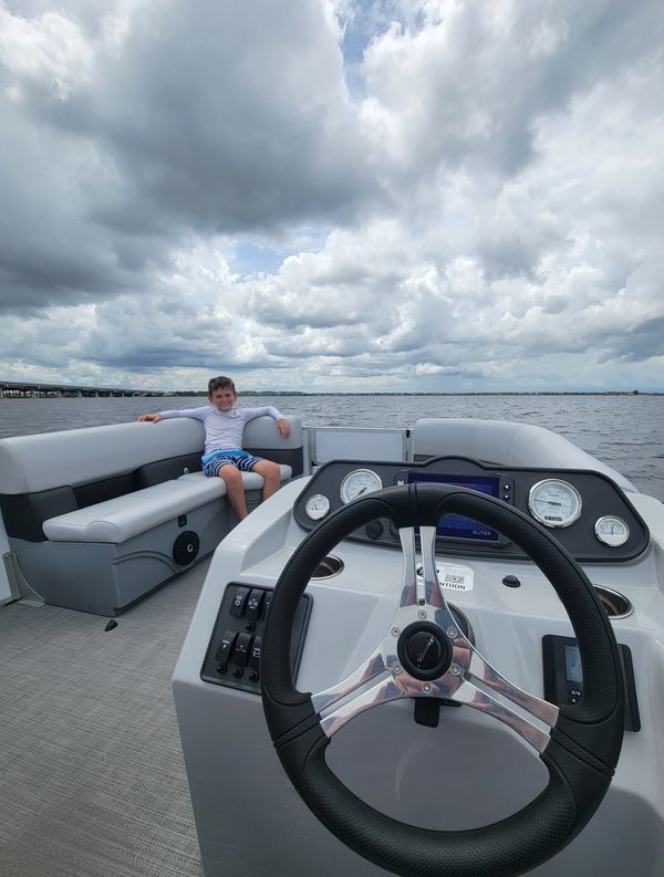 Manatee River in Bradenton FL on Tritoon Boat