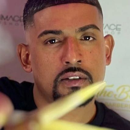 AK The Barber 