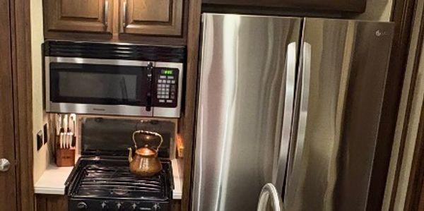 RV refrigerator stove  microwave appliance inspection service in Des Moines Central Iowa by RV tech