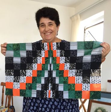 Bargello Class Quilt with Joy.
Quilting teacher Joy Clark, specializes in free motion and tradition