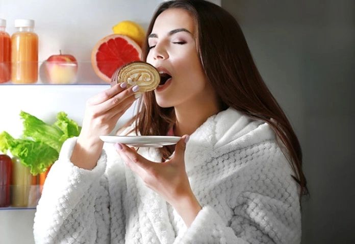 İştah azaltıcı hormon leptin kilolu kişilerde neden düzgün çalışmaz? Tıklayın!