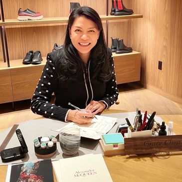 Grace Chen Las Vegas Calligrapher Engraver & Hot Foiling Luxury Brand Activations & Live Events 
