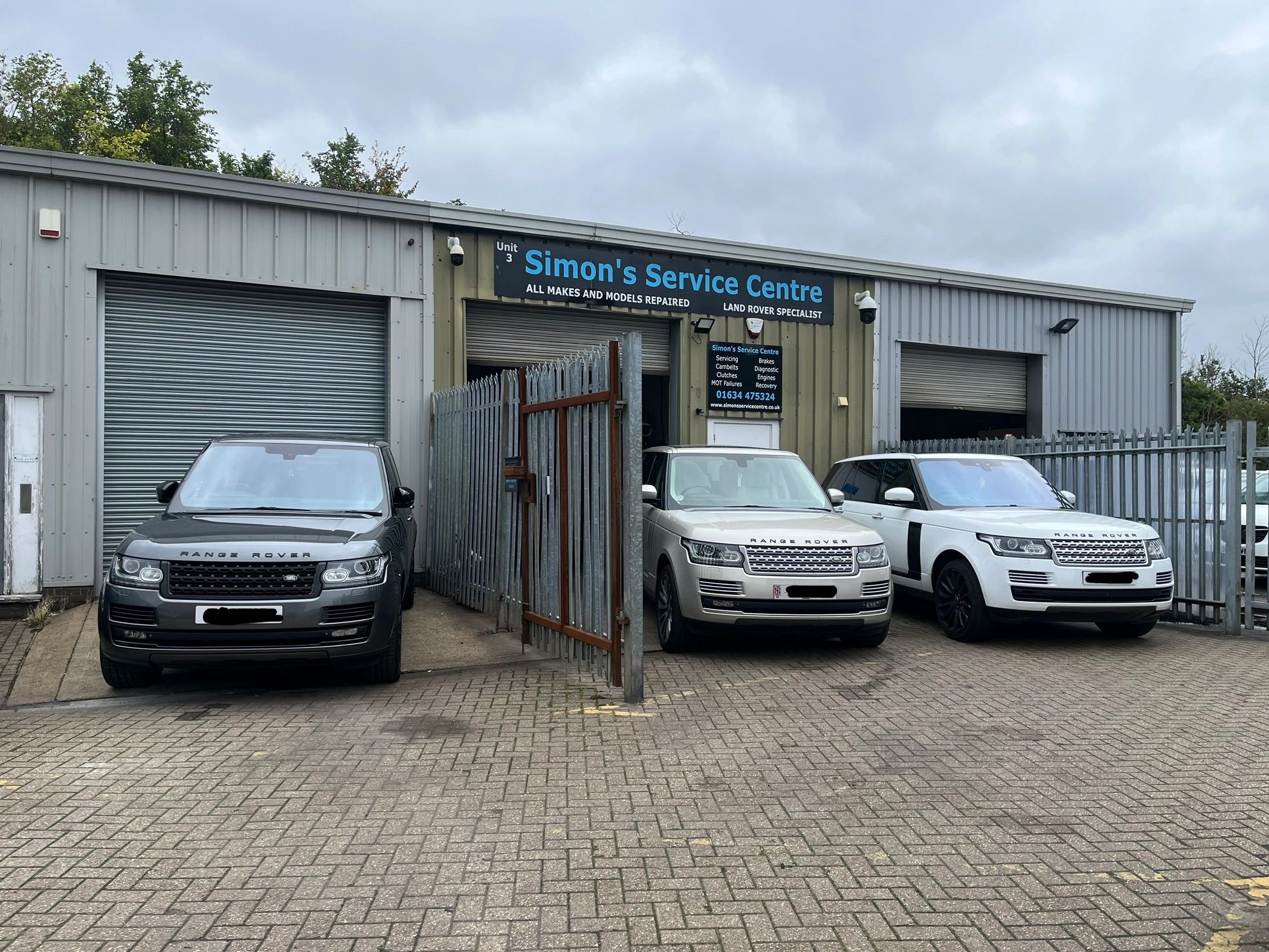 Simon’s service centre