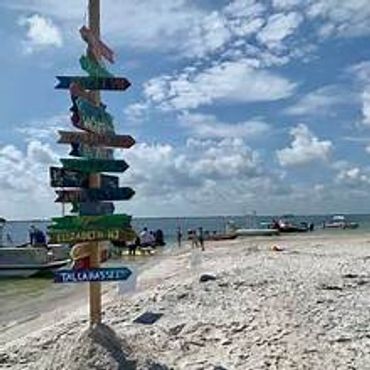 Which way to go, while walking around Beer Can Island, Tampa Bay