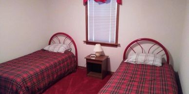 Bedroom 3 - 2 twin beds