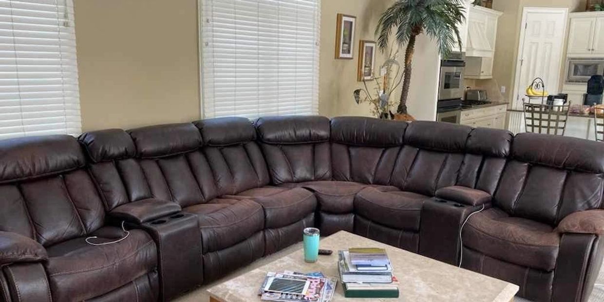 Furniture removal Ellenton
