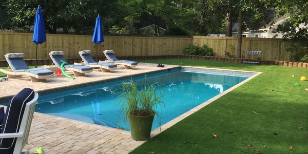 Johns Island, SC pool turf. Artificial turf. Artificial lawn. Pet grass.