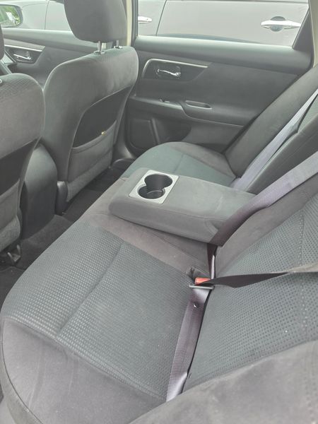 2014 Nissan Altima SV - Photo 9