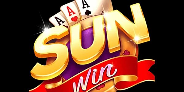 Bright golden text 'SUN Win' with three aces and a poker chip.