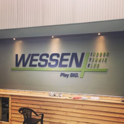 Wessen Indoor Tennis Club sign.