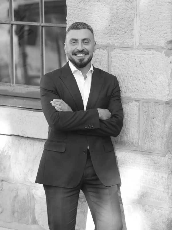 Our Team - Myra Aris & Co