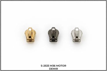 Üç metal motor demir parçası sırayla altın, siyah ve gümüş renklerinde.
