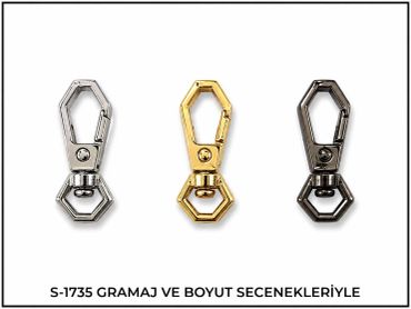 Üç farklı renk metal kancalar sırayla dizilmiş.