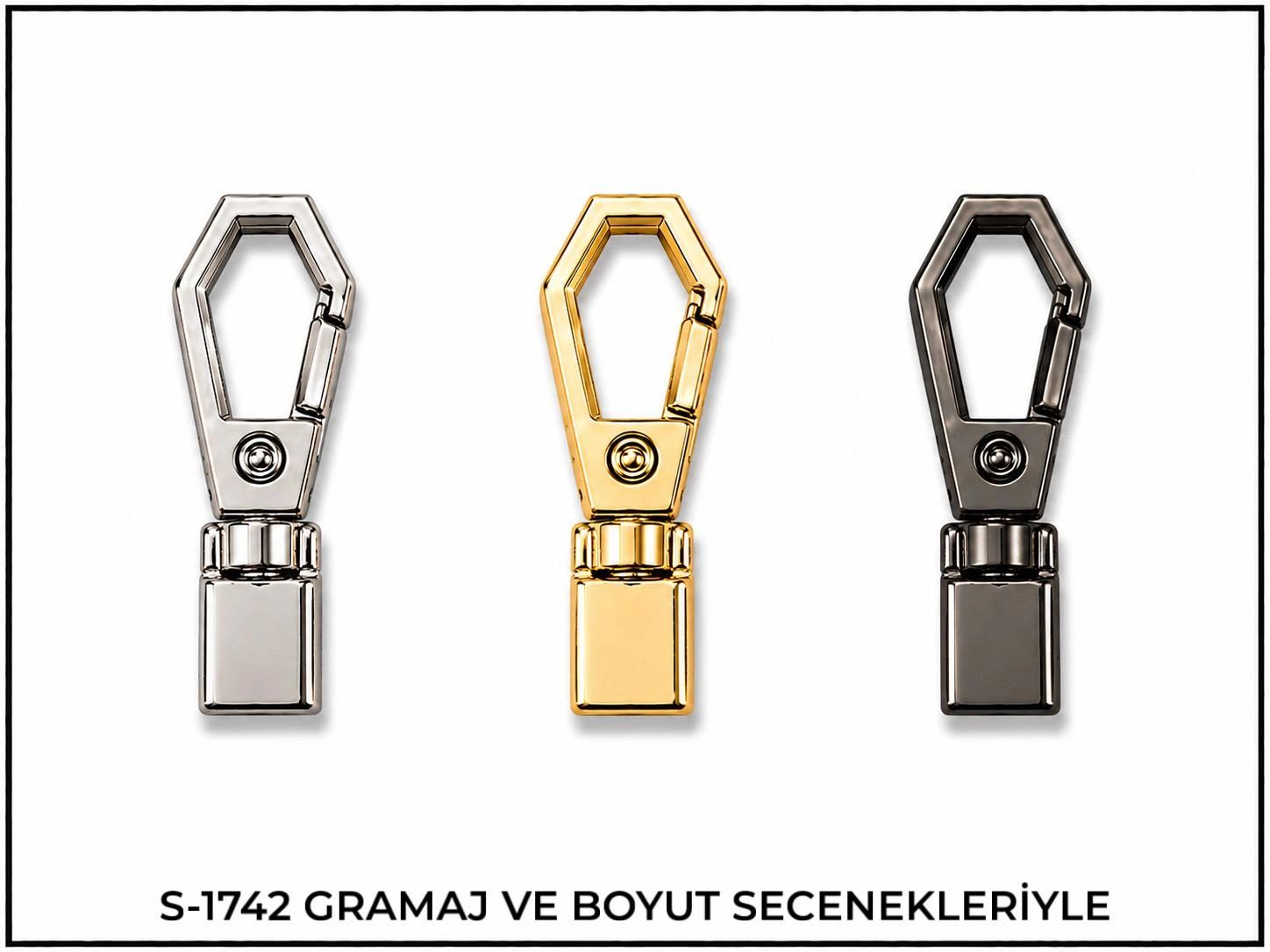 Üç farklı renkte metal kancalar.