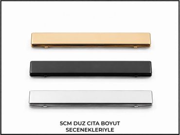 Üç farklı renkte 5 cm düz kravat iğnesi.